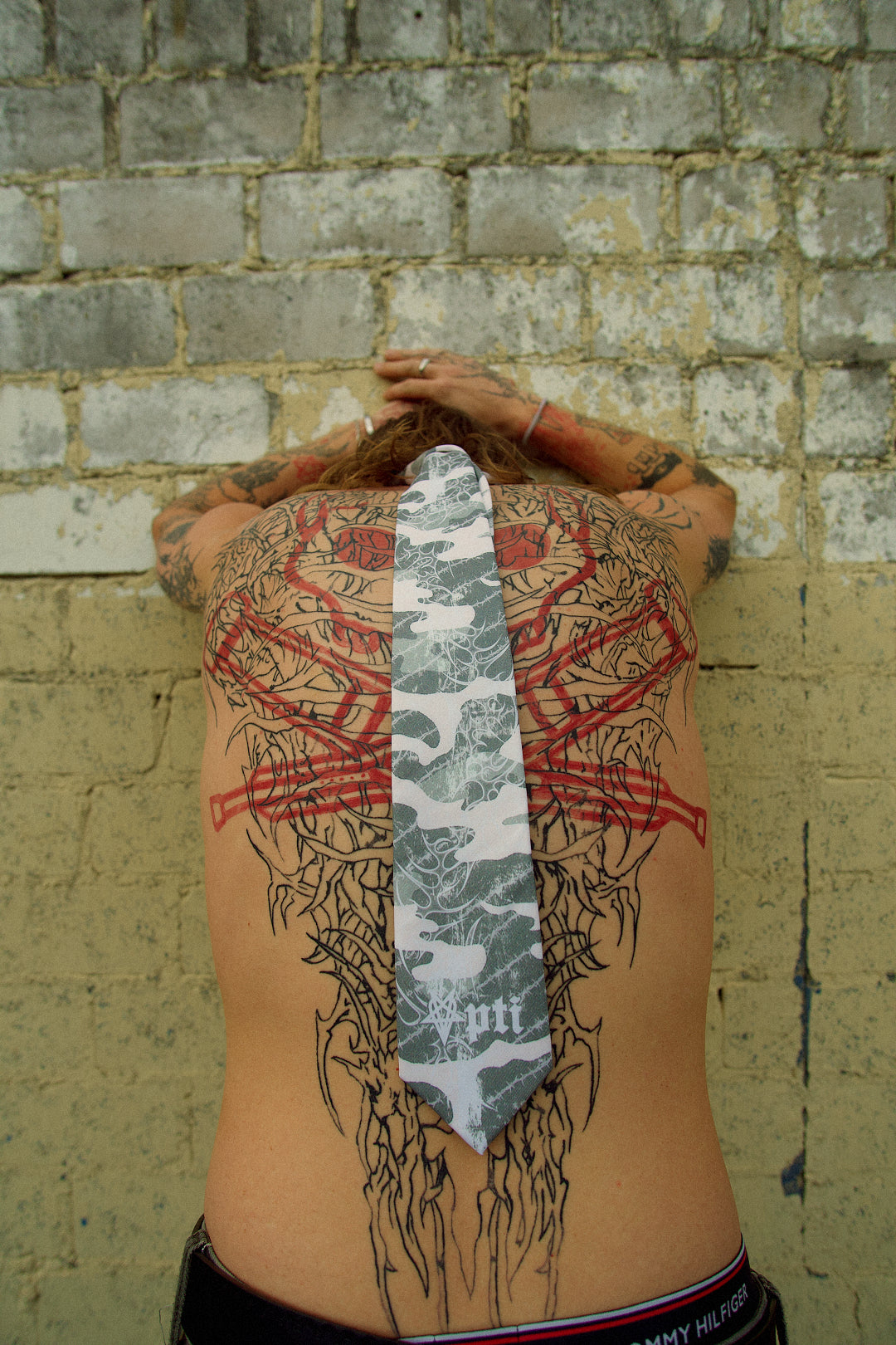 FUKKED UP TIE